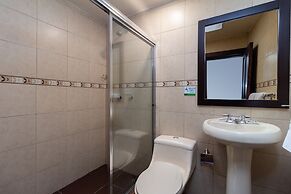 Majestic II by Bustamante Hotels