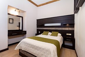Majestic II by Bustamante Hotels