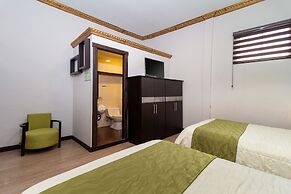 Majestic II by Bustamante Hotels