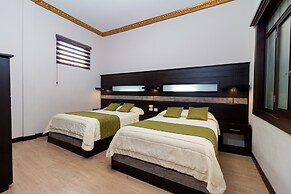 Majestic II by Bustamante Hotels