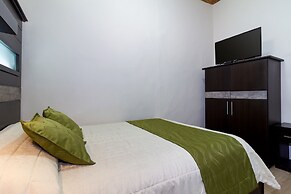 Majestic II by Bustamante Hotels