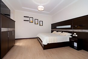 Majestic II by Bustamante Hotels