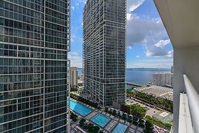 Luxury 2BR Condo at Icon Brickell W
