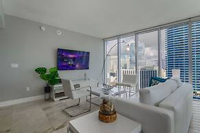 Luxury 2BR Condo at Icon Brickell W
