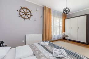 Magic and Sea by Renters