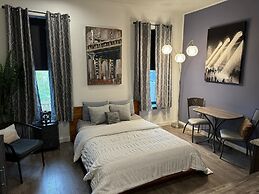 Beacon Hotel