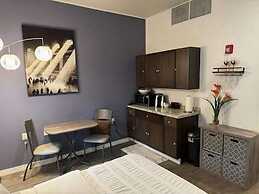 Beacon Hotel