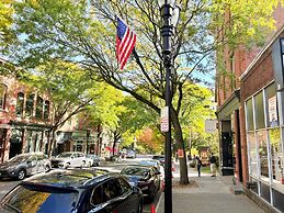 Beacon Hotel