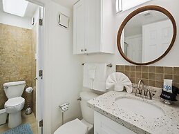 Victorian 2203-babe's Beachview