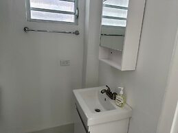 Gorgeous 1-Bedroom Beachside Suite