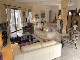 Private Villa, sea Views, Outdoor Bar, Heated Pool