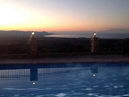 Private Villa, sea Views, Outdoor Bar, Heated Pool