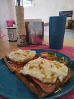 Tuubul Kiin Bed & Breakfast