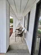 South Side Inn - Burlington