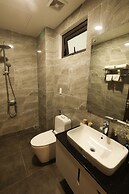 Royal Văn Phú Hotel