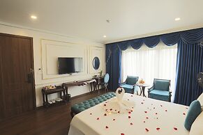 Royal Văn Phú Hotel