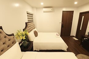 Royal Văn Phú Hotel