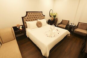 Royal Văn Phú Hotel