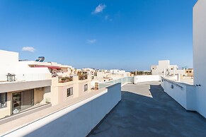 Lovely Modern Apartments in Kalkara