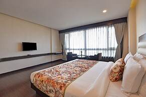 Summit Montana Suites & Spa