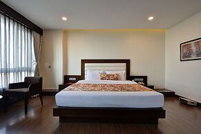 Summit Montana Suites & Spa