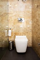 Summit Montana Suites & Spa