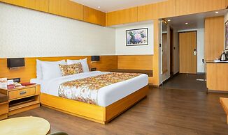 Summit Montana Suites & Spa