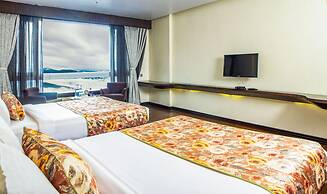 Summit Montana Suites & Spa