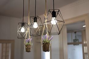 Apeiron Acropolis Suites