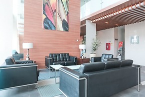 EXPRESS O 92140 Appartel