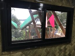 Bayview Coron Kawa Resort