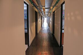 OYO 92317 Apartment Riverview By Alima View