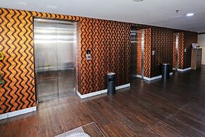 OYO 92317 Apartment Riverview By Alima View