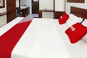 OYO 92317 Apartment Riverview By Alima View