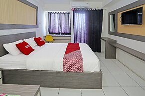 OYO 92317 Apartment Riverview By Alima View