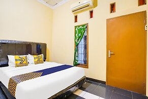 OYO Life 3005 Kost Rumaisha Syariah