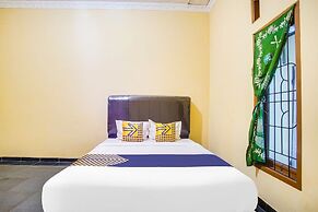 OYO Life 3005 Kost Rumaisha Syariah