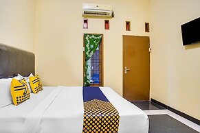 OYO Life 3005 Kost Rumaisha Syariah