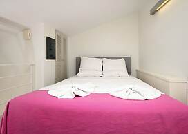 VIVIAN Art Apartments