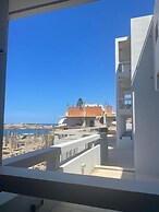 VIVIAN Art Apartments