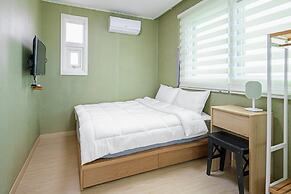 Jeju Gosanirang Pension