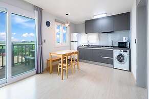 Jeju Gosanirang Pension