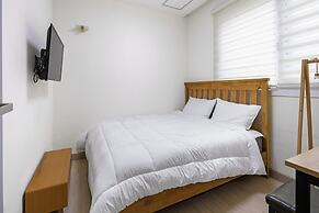 Jeju Gosanirang Pension