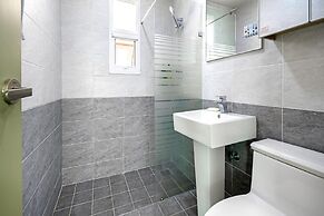 Jeju Gosanirang Pension