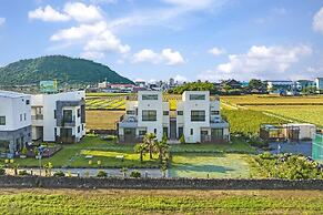 Jeju Gosanirang Pension