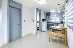 Jeju Gosanirang Pension