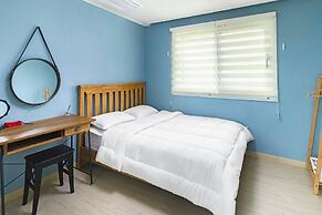 Jeju Gosanirang Pension