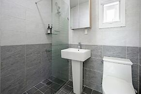 Jeju Gosanirang Pension