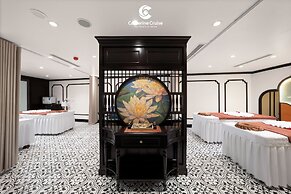 Catherine Cruises
