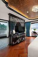 Catherine Cruises